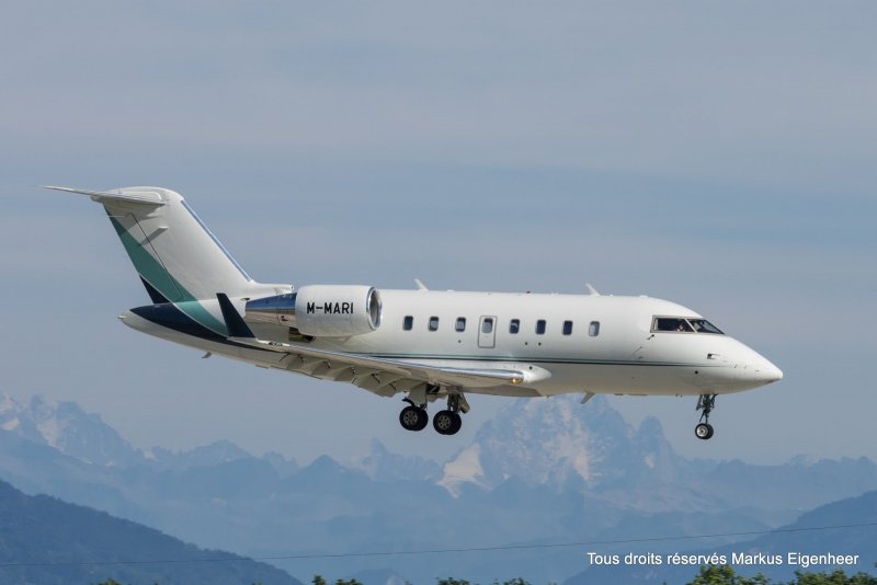 Canadair CL-600-2b16 Challenger 604