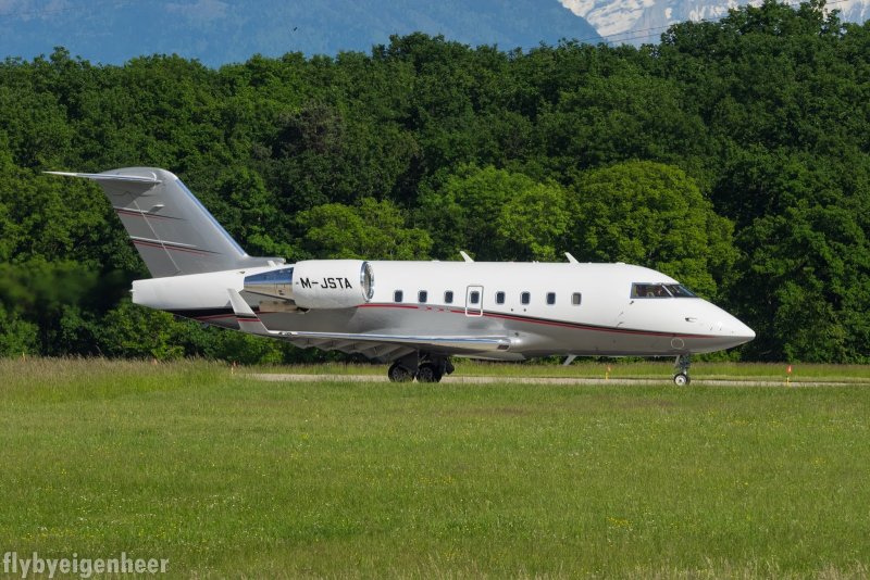 Bombardier Challenger 604 с бортовым номером ifa1344