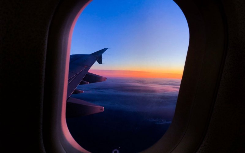 Boeing 737 иллюминатор крыло