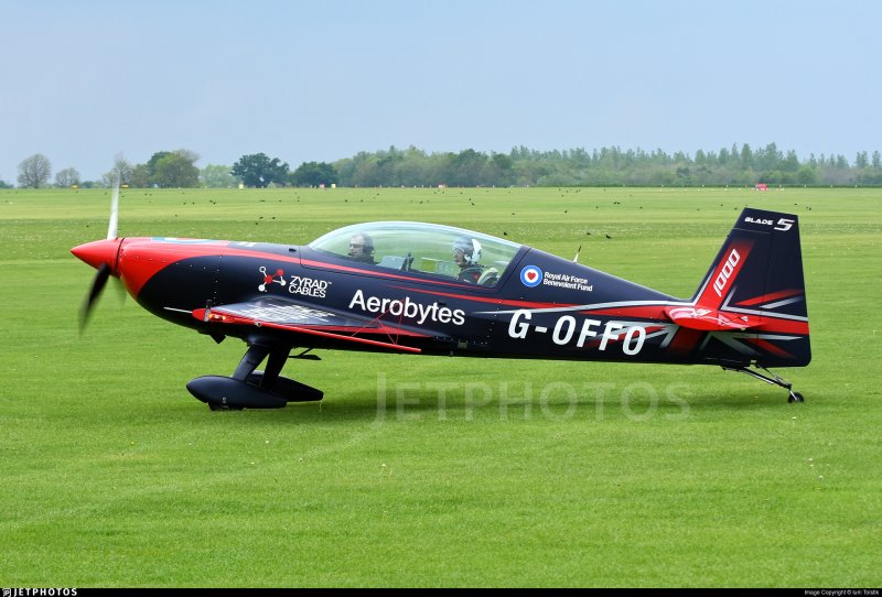 Extra 300l Aerobatic