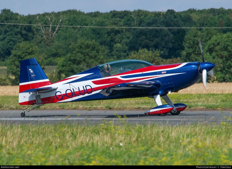 Самолет 330 LC Extra