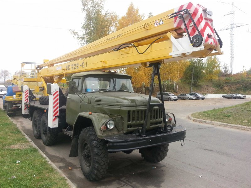ЗИЛ 131 автогидроподъемник