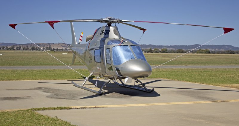 AGUSTAWESTLAND aw119 над горами
