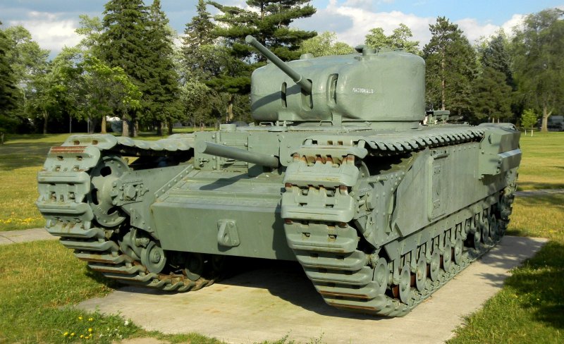 Британский танк Черчилль