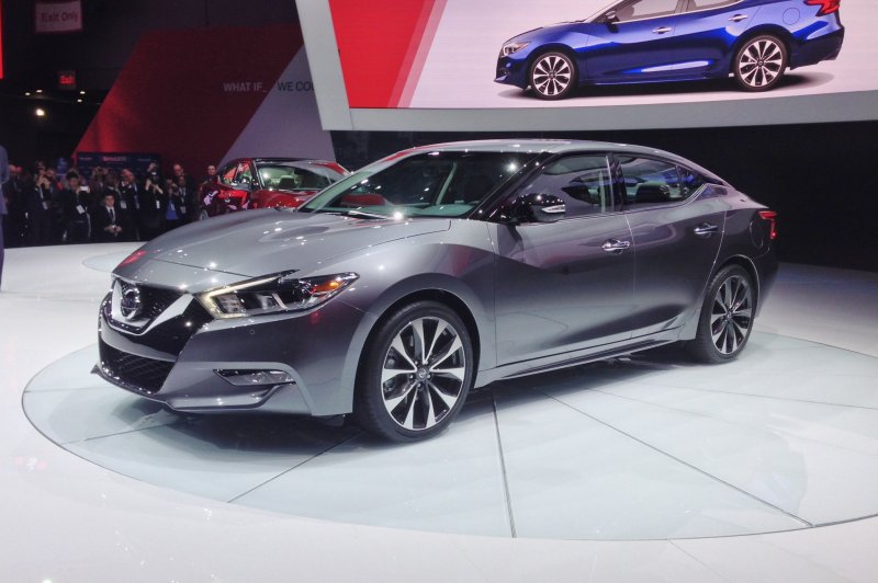 Nissan maxima 2016