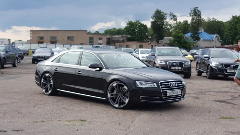 Audi a8 d4 r20
