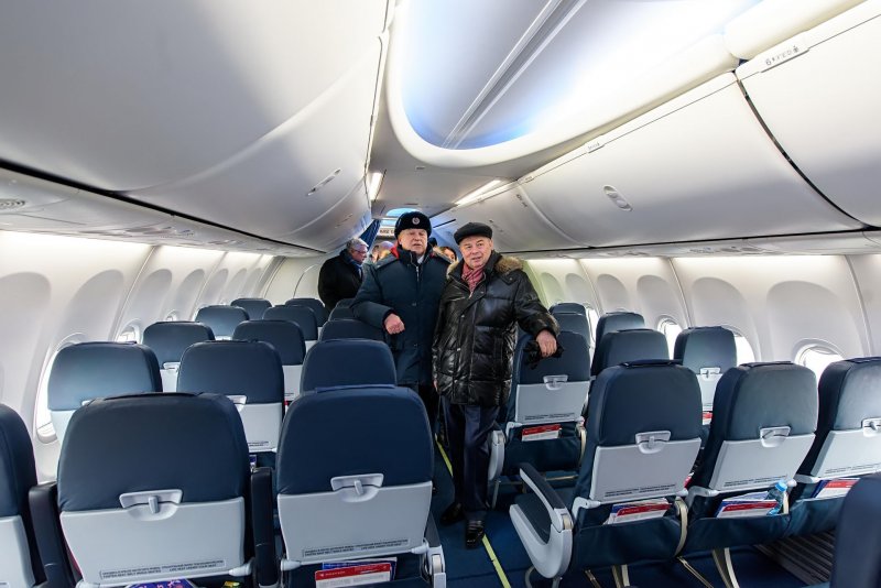 Боинг 737-800 внутри