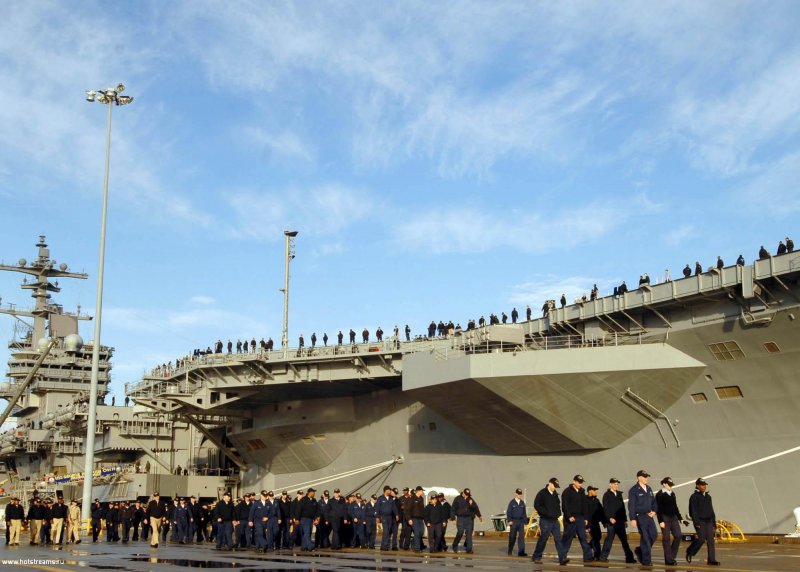 Авианосец USS George h.w.Bush