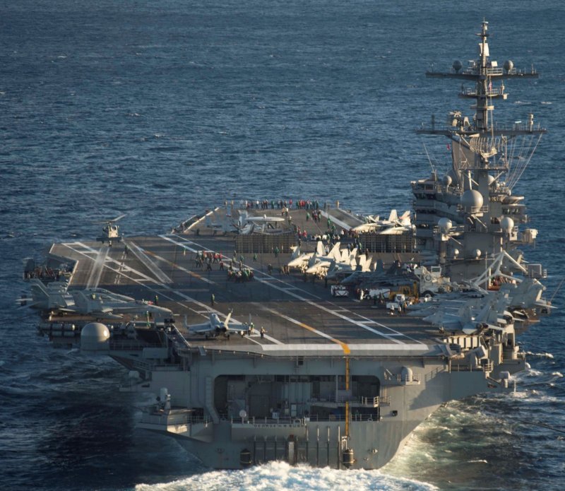 USS George h. w. Bush CVN-77