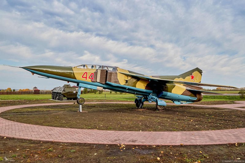 Аэропракт a-22