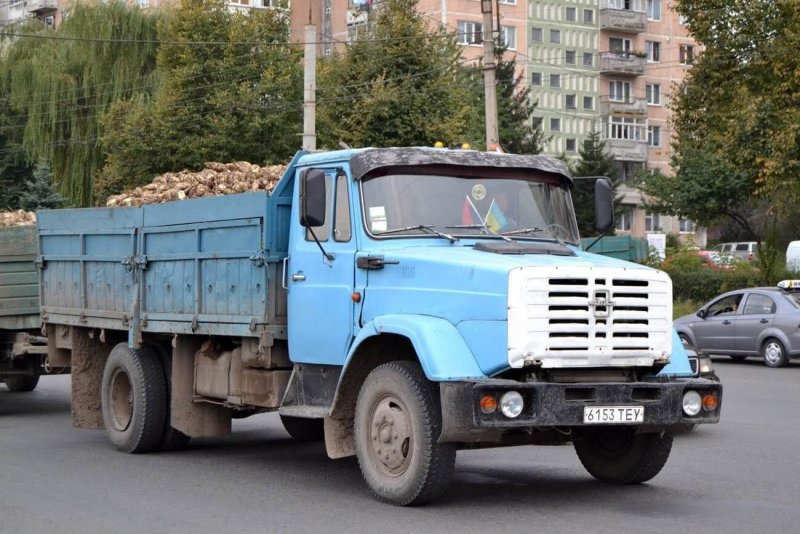 ЗИЛ 4331