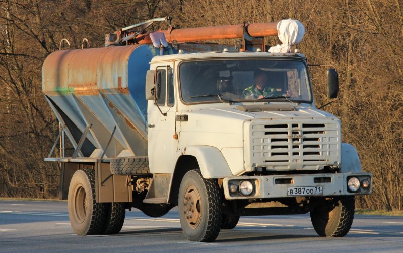 ЗИЛ 4333 поливалка