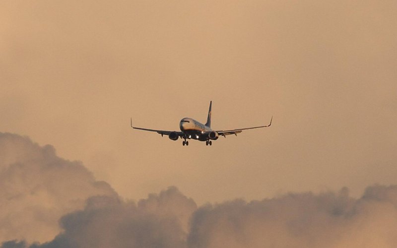 Боинг 737-8l