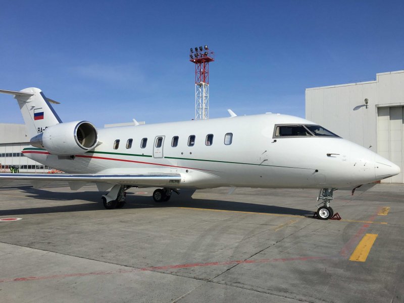 Challenger CL-605