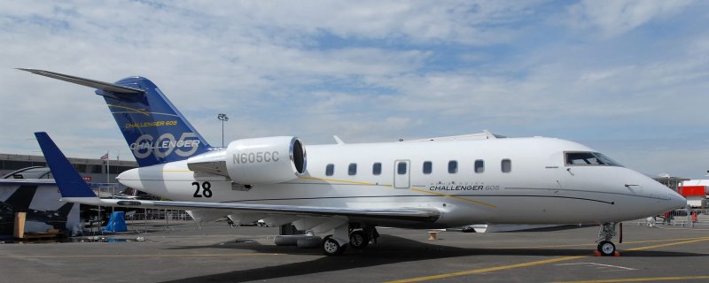 Самолет Бомбардье 605