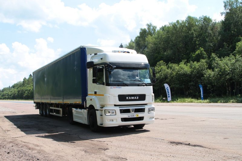 КАМАЗ 5490 116