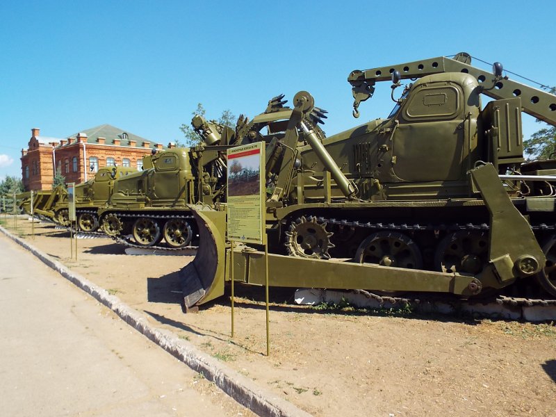 Тягач МДК-3