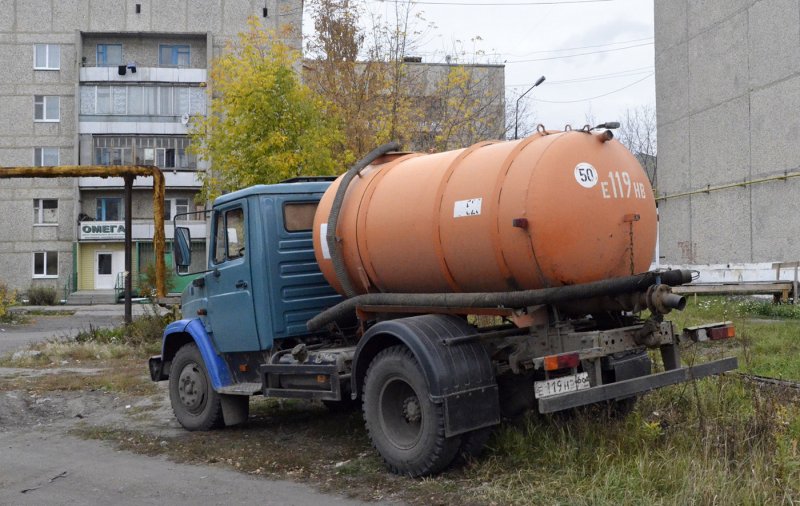 ЗИЛ 4331 ассенизатор