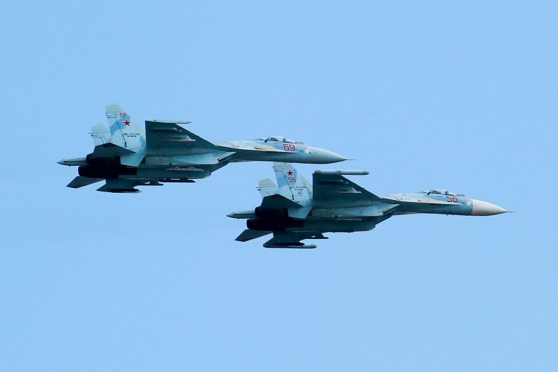 Самолет Су 30 перехватил разведчик США