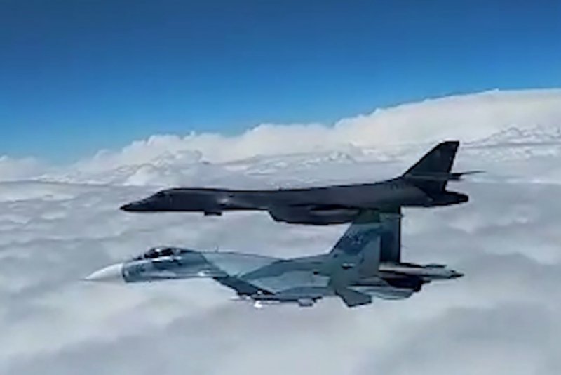 Rockwell b-1 Lancer и Су-27