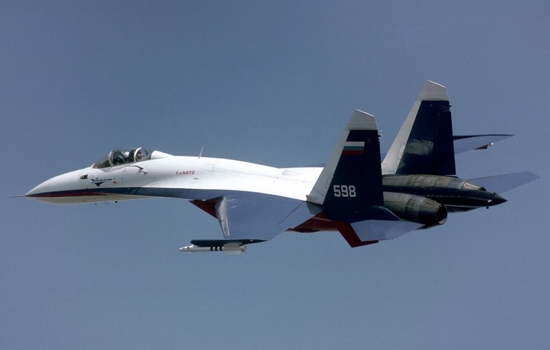 Су-27 истребитель - перехватчик
