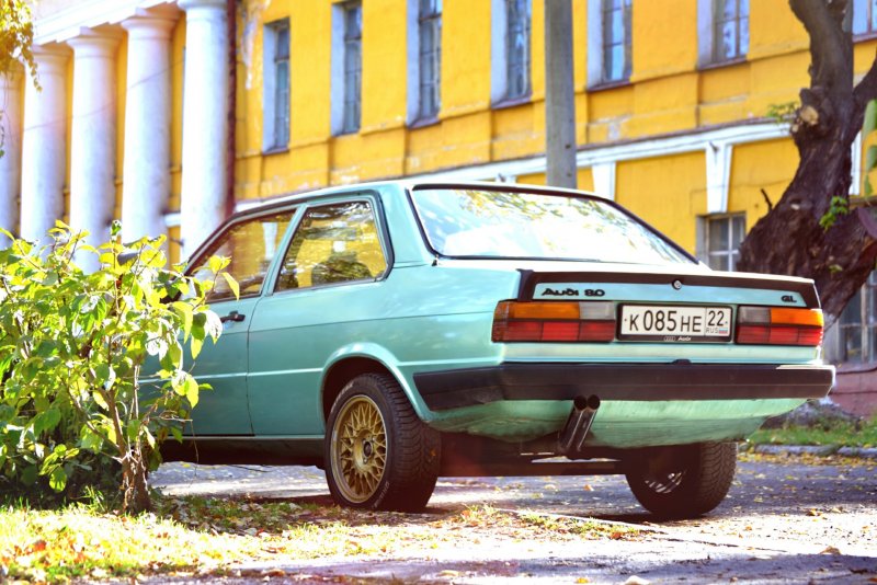 Audi 80 b2 зеленая