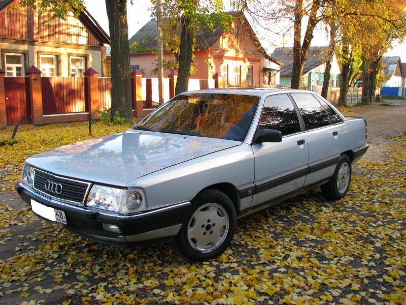 Ауди 100 44 кузов 2.3
