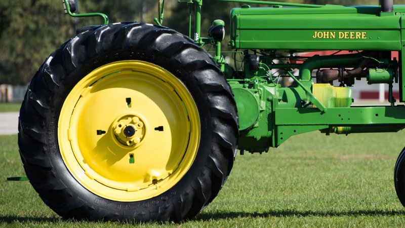 John Deere 110 g