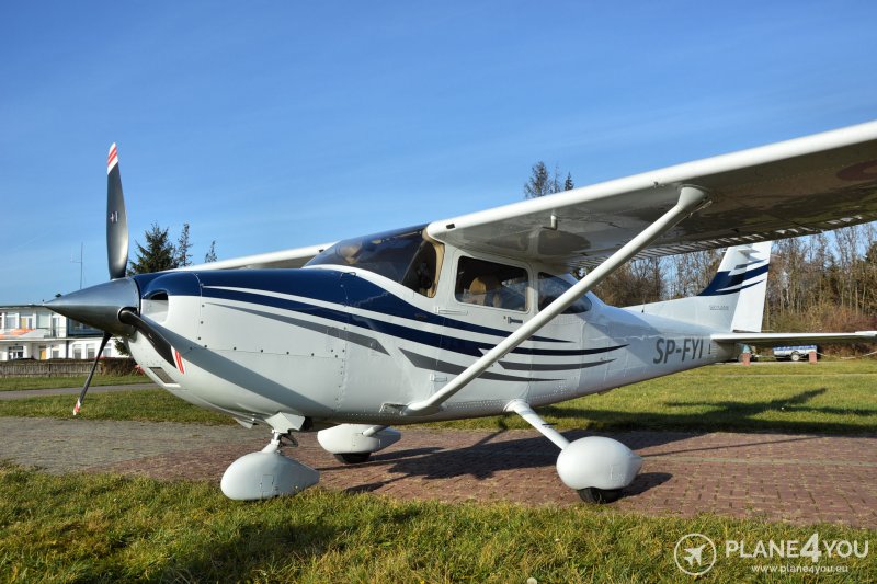 Cessna 182 парашют