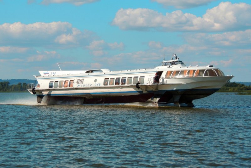 Метеор Волга корабль