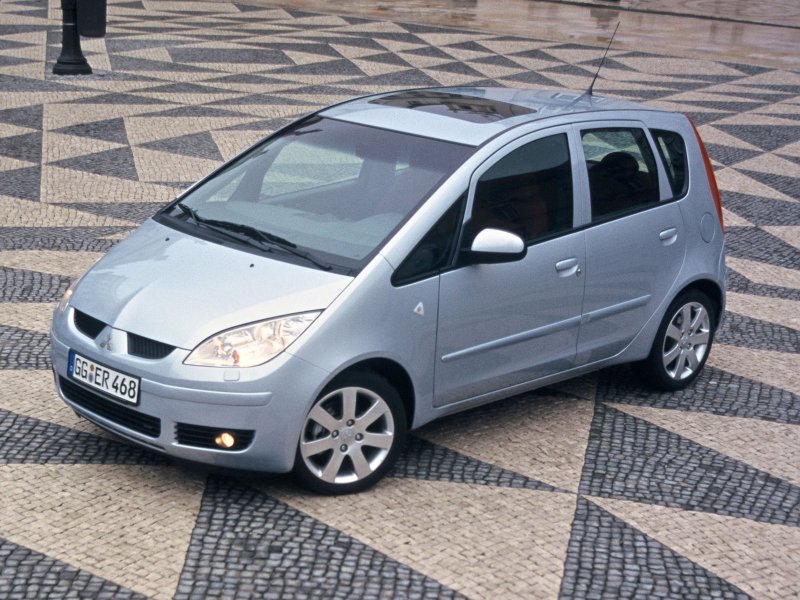 Mitsubishi Colt 2004
