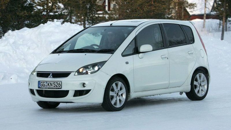 Митсубиси Colt Golf