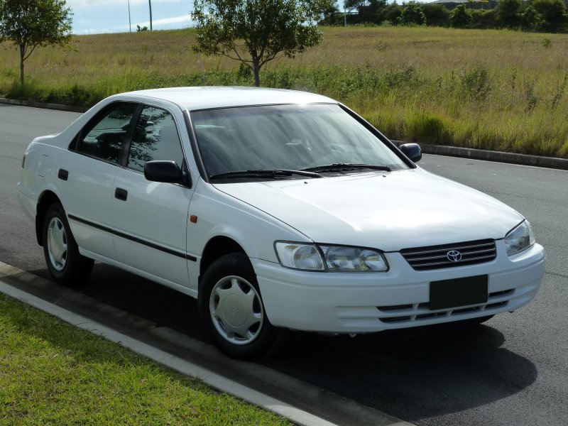 Toyota Camry 1999 2.2