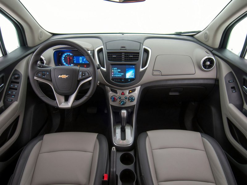 Chevrolet Tracker 2020 салон