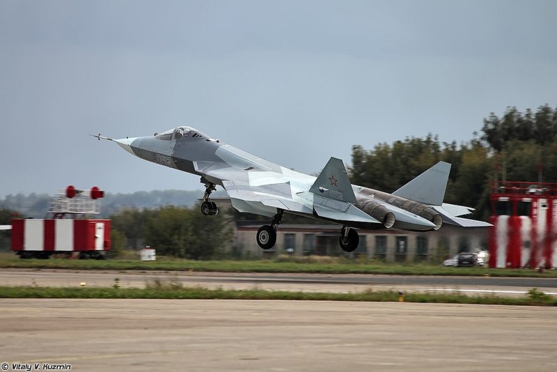 Су 57 первый полет