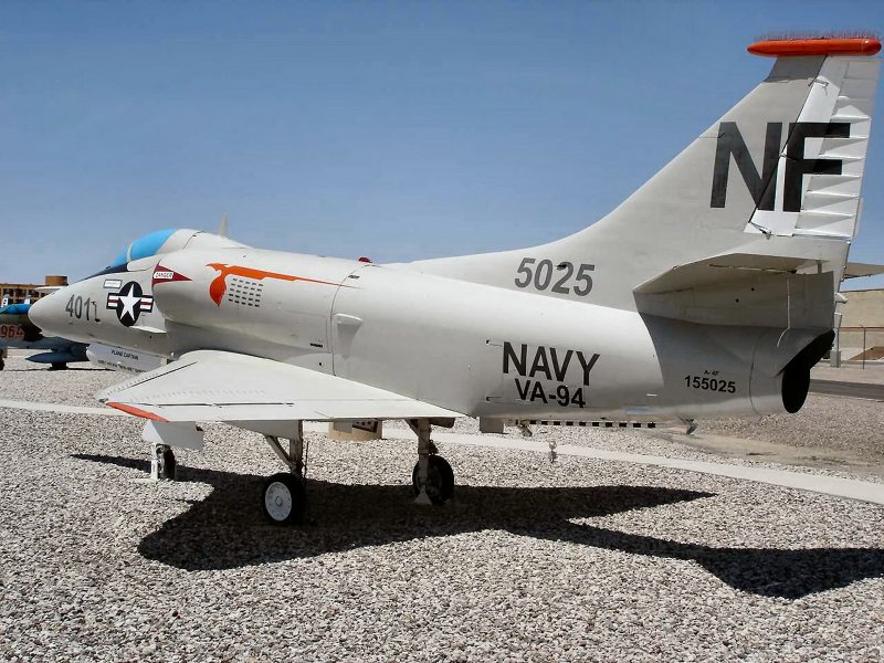 Douglas a-4f Skyhawk