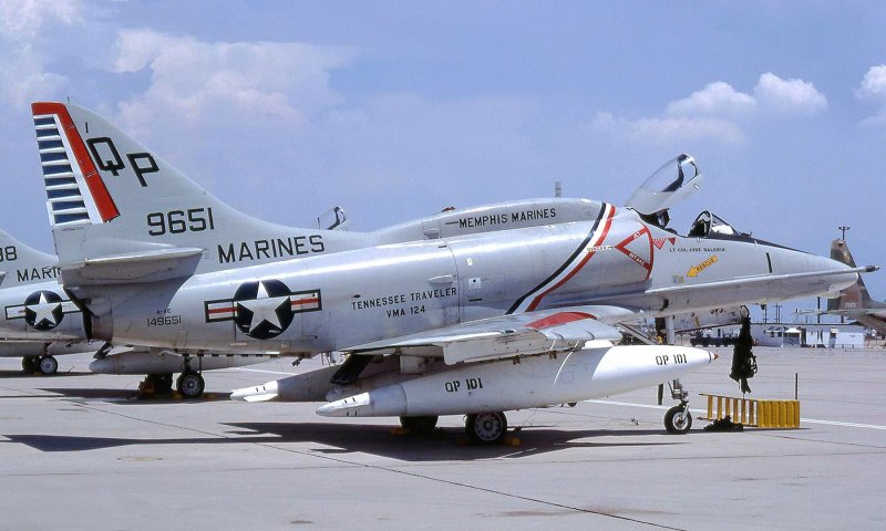 A-4 Skyhawk неуправляемые ракеты Авиация корпус морской пехоты ВМС США