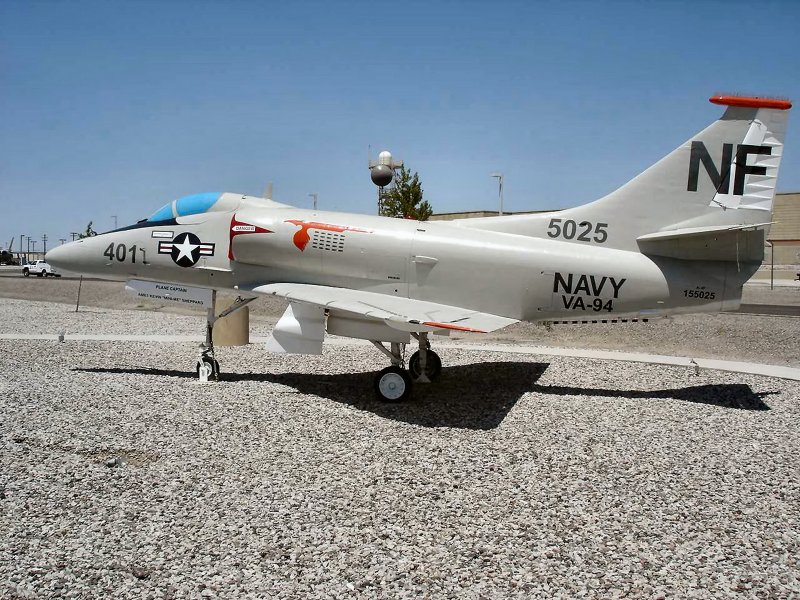 Палубный Штурмовик а-4 Скайхок