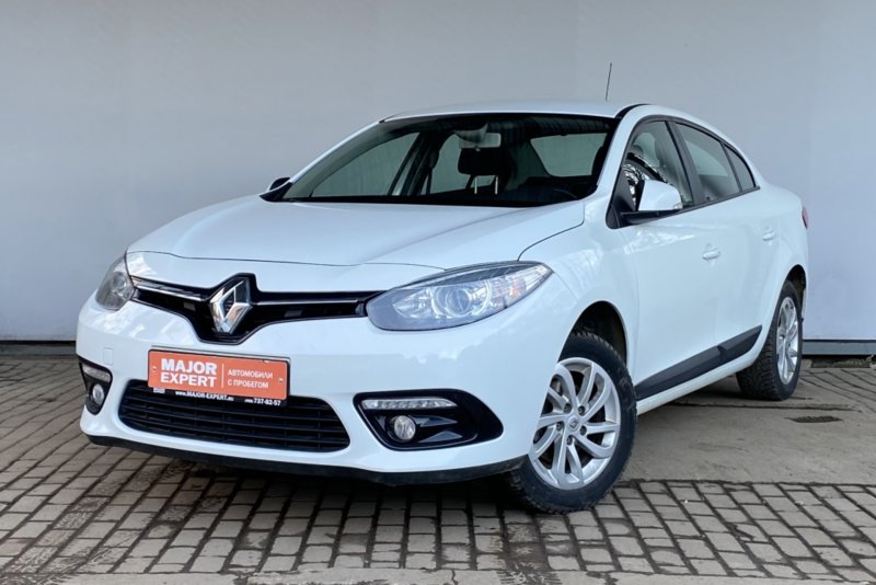 Рено Флюенс 2013 белый