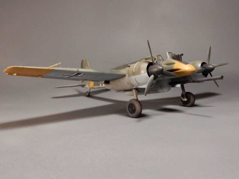 Пилот в кабине HS-129