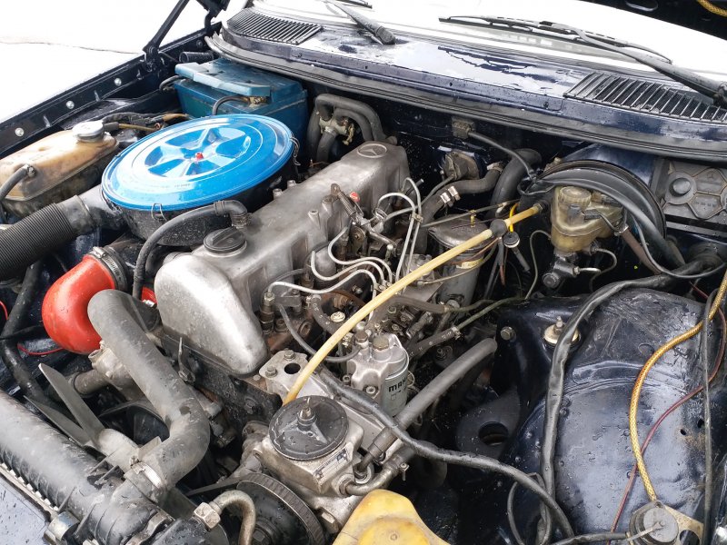 Mercedes-Benz w123 300td
