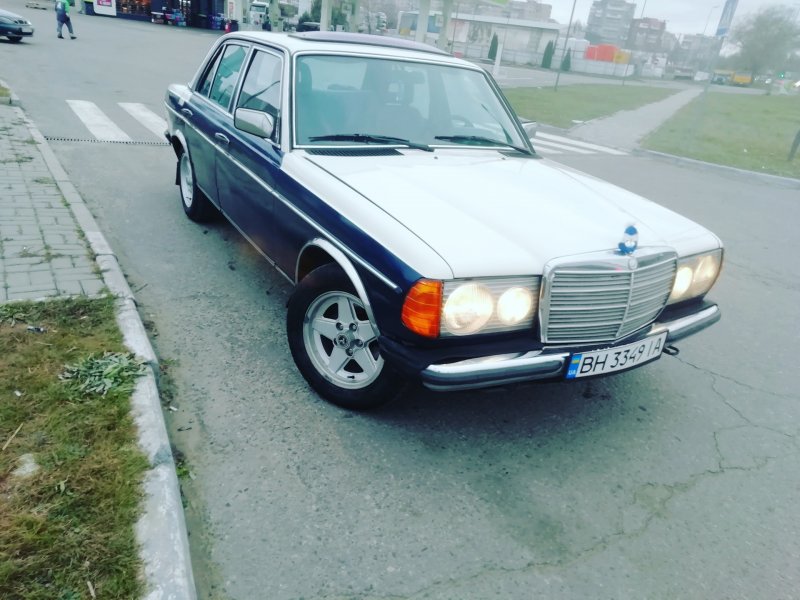 Mercedes-Benz w123 300td