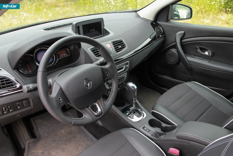 Renault Megane 2011 салон