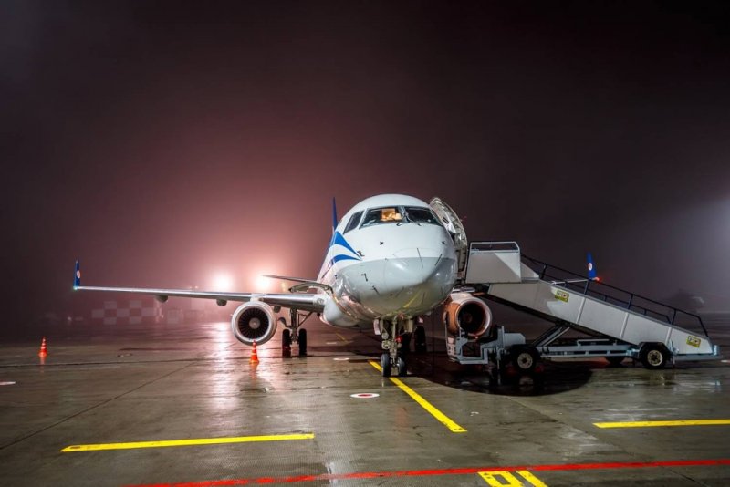 Pobeda 737