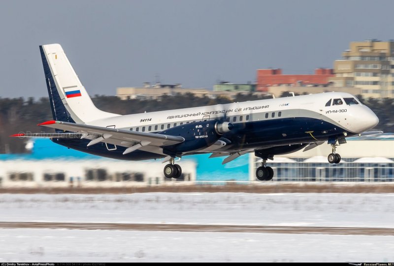 16.12.20 Первый полет опытного пассажирского самолета ил 114-300