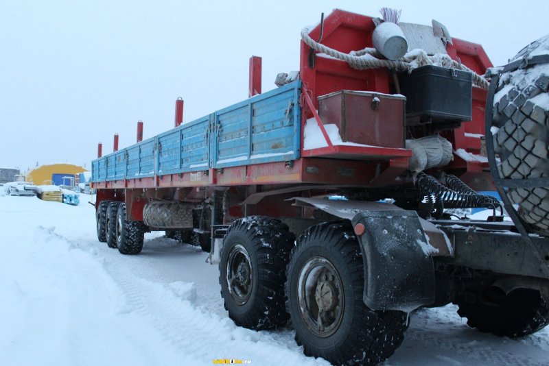 Полуприцеп Урал 6320