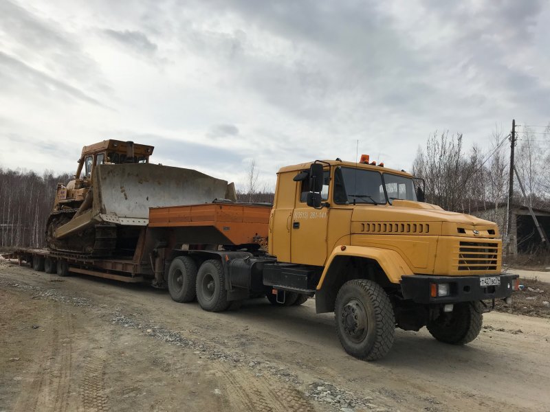 КРАЗ 6443 трал
