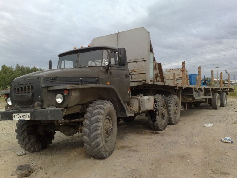 Урал 375 тягач