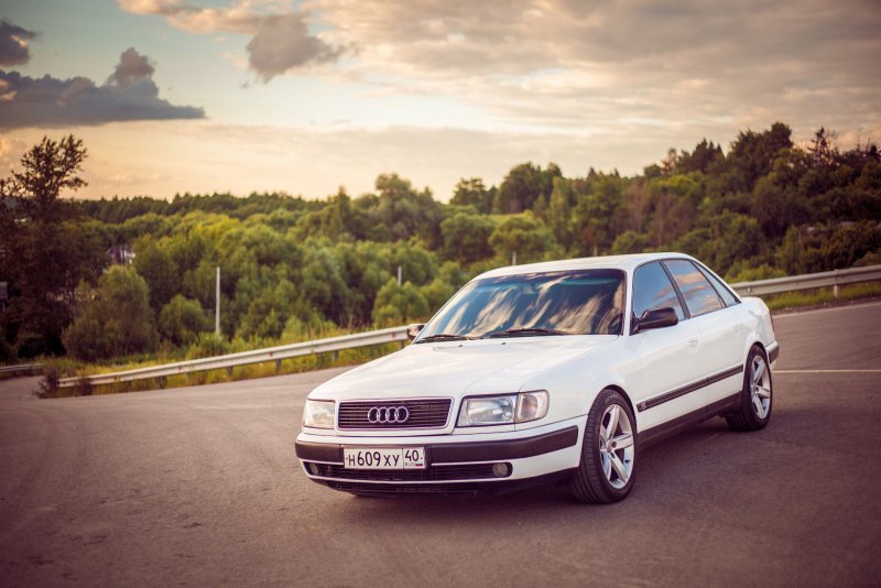 Audi 100 (c4)