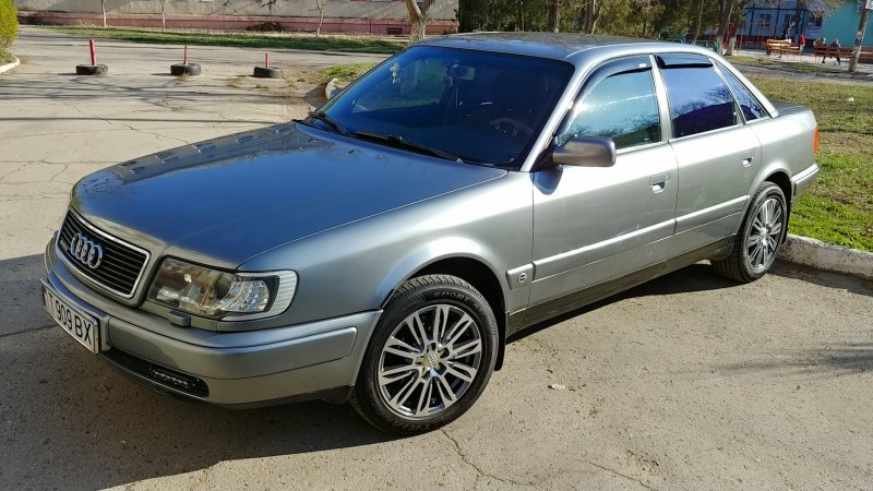 Ауди 100 с4 2.3